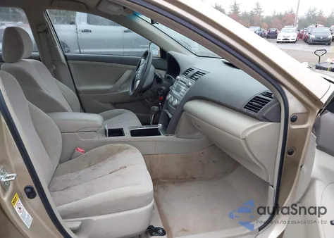 2011 Toyota Camry Le z USA, uszkodzony, nr VIN 4T1BF3EK9BU152644